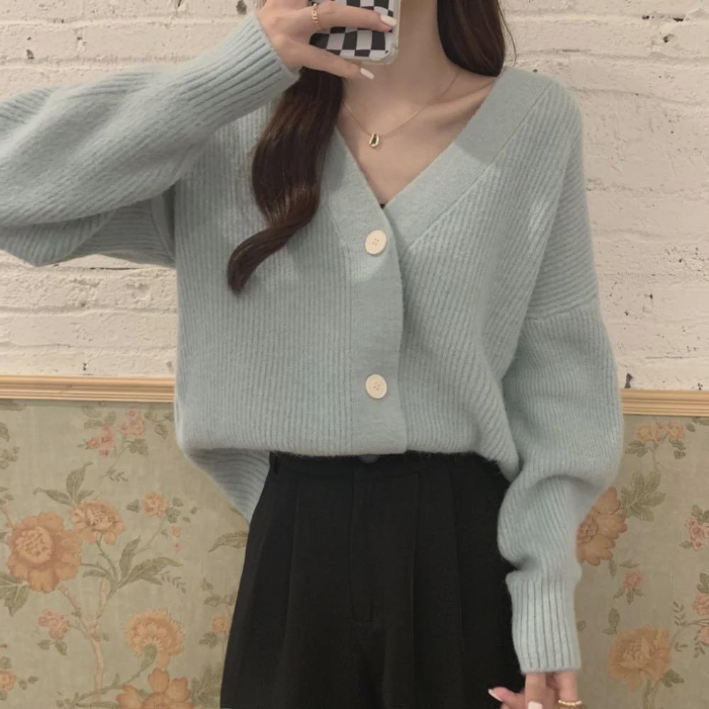 2024 Loose Fit Japanese Retro Soft Knit V-Neck Cardigan for Spring & Autumn