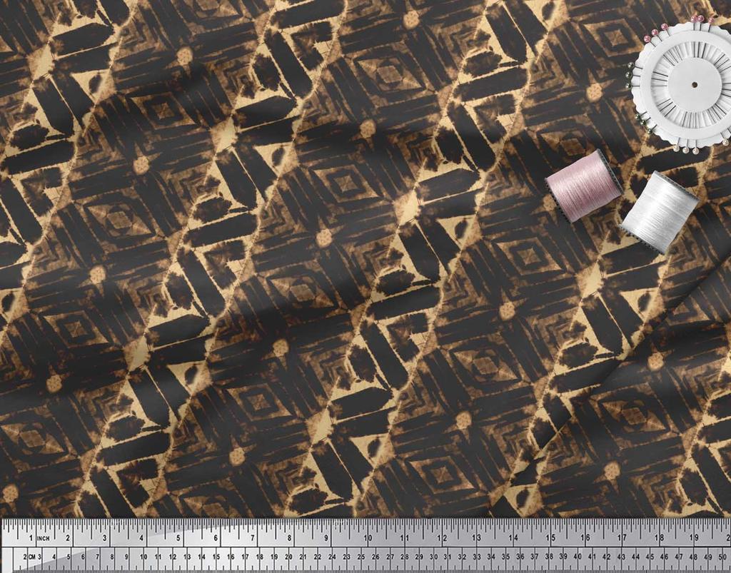 Soimoi Brauner Poly Kreppstoff Geometrischer Batikdruck Stoff pro Yard 42 Zoll