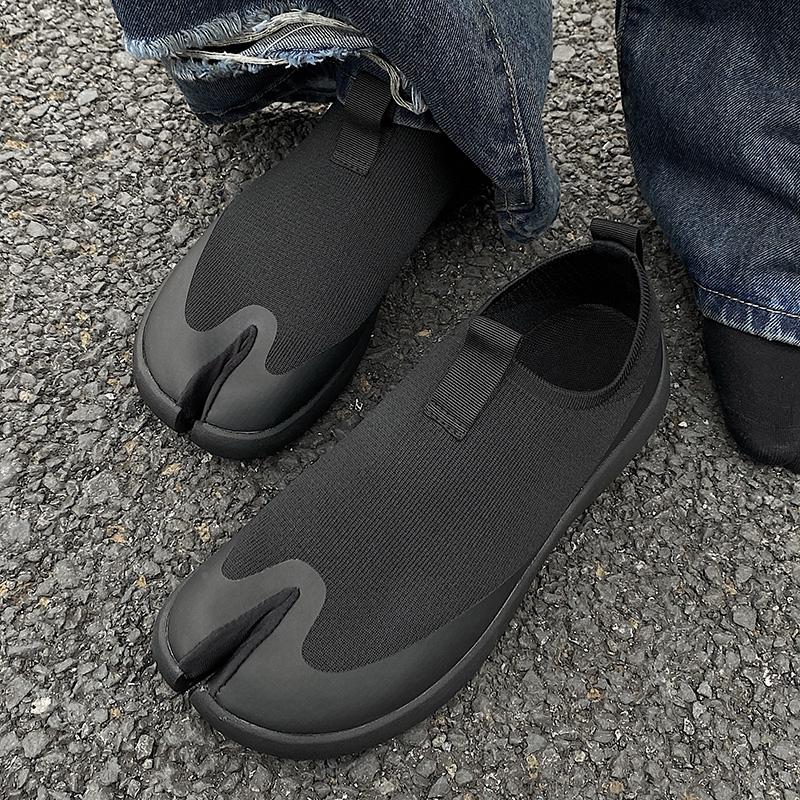 Summer Mesh Men's Loafers New Outdoor Lightweight Walking Shoes Casual Hollow Out Cool Shoes Comfortable Breathable Sports Shoes