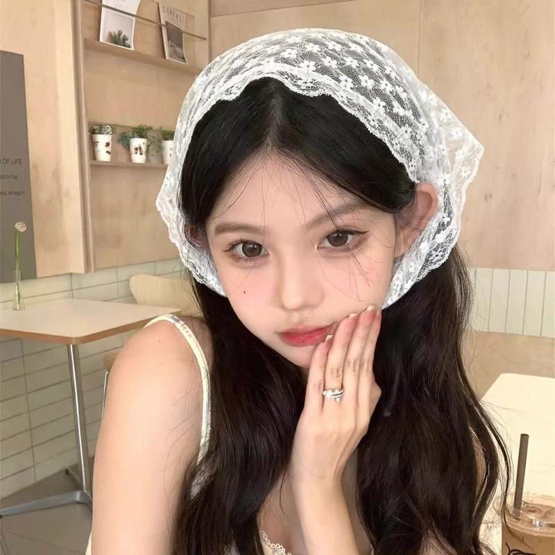 Knitted Crochet Headscarf French Pastoral Triangle Headband Handmade Soft Hair Wrapper for Beach Picnic Holiday Boho Fashion