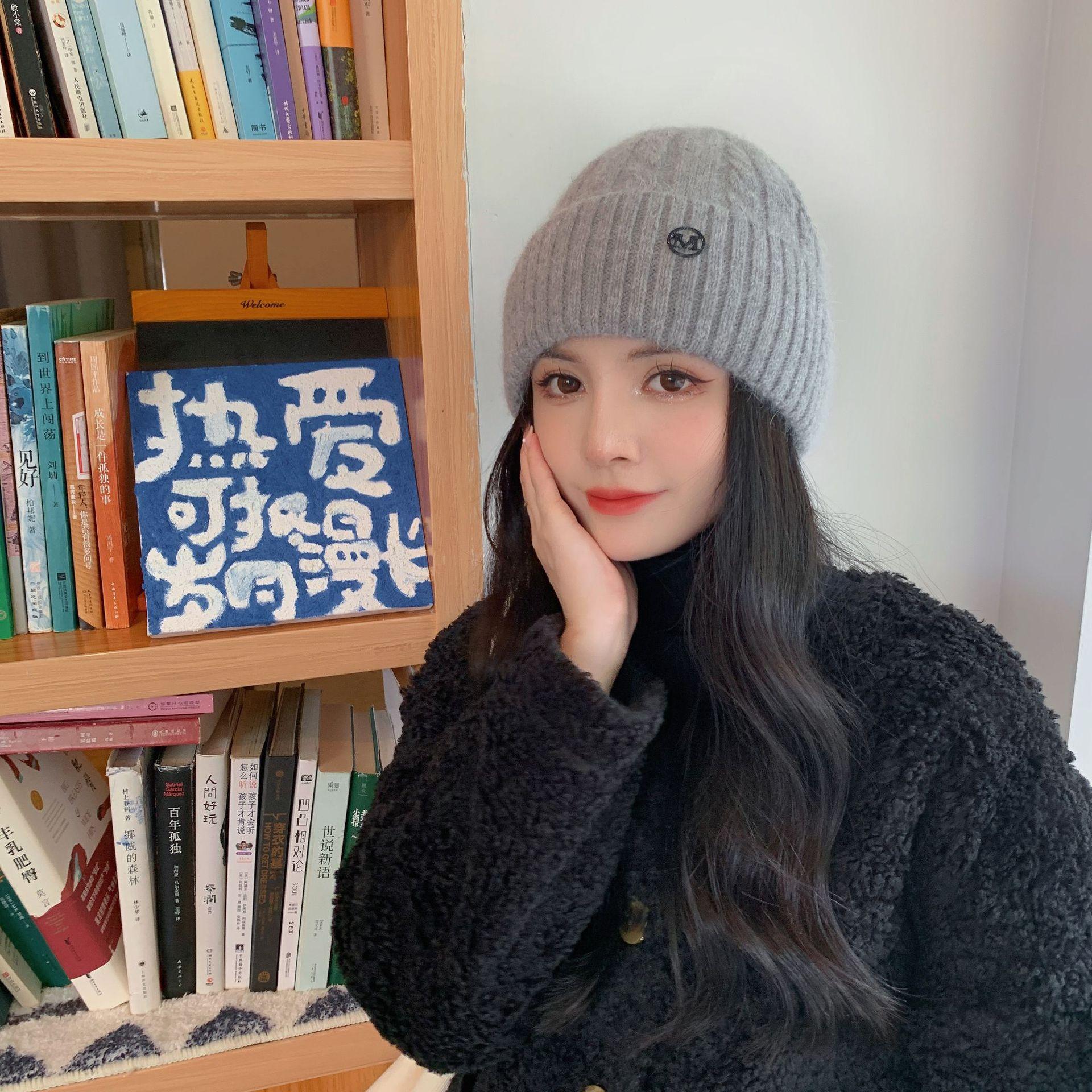 

Big head circumference pullover hat Winter twist thread hat Knitted hat Fleece thickened warm fashionable versatile ear protector Cold hat One size сірий колір