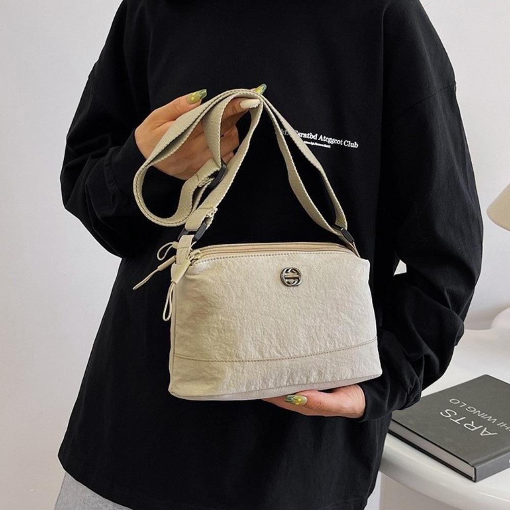 Korean version of simple trend multi-layer nylon women's bag casual fashion versatile shoulder messenger bag large capacity dumpling bag