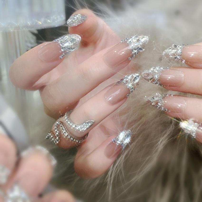 Wearing Nail Finished Nail Art Pads False Nails False Nails Wholesale, Flash Diamonds, Gentle Bridal Nail Art Patches U59