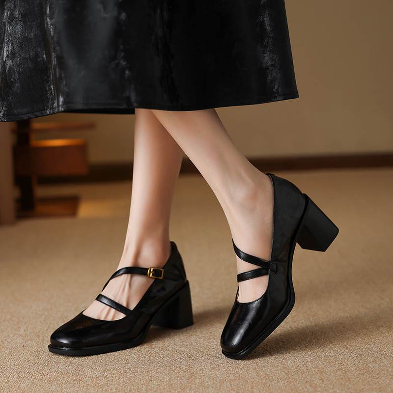Krazing Pot Sheepskin Round Toe Size 41 Chunky High Heels Buckle Straps Vintage Autumn Pumps