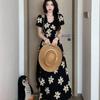 French temperament, fashionable temperament, V-neck waist and thin floral dress, new retro and elegant trend