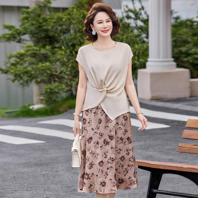 2026 Summer Stylish Chiffon Top & Floral Skirt Set for Middle-Aged & Elderly Women