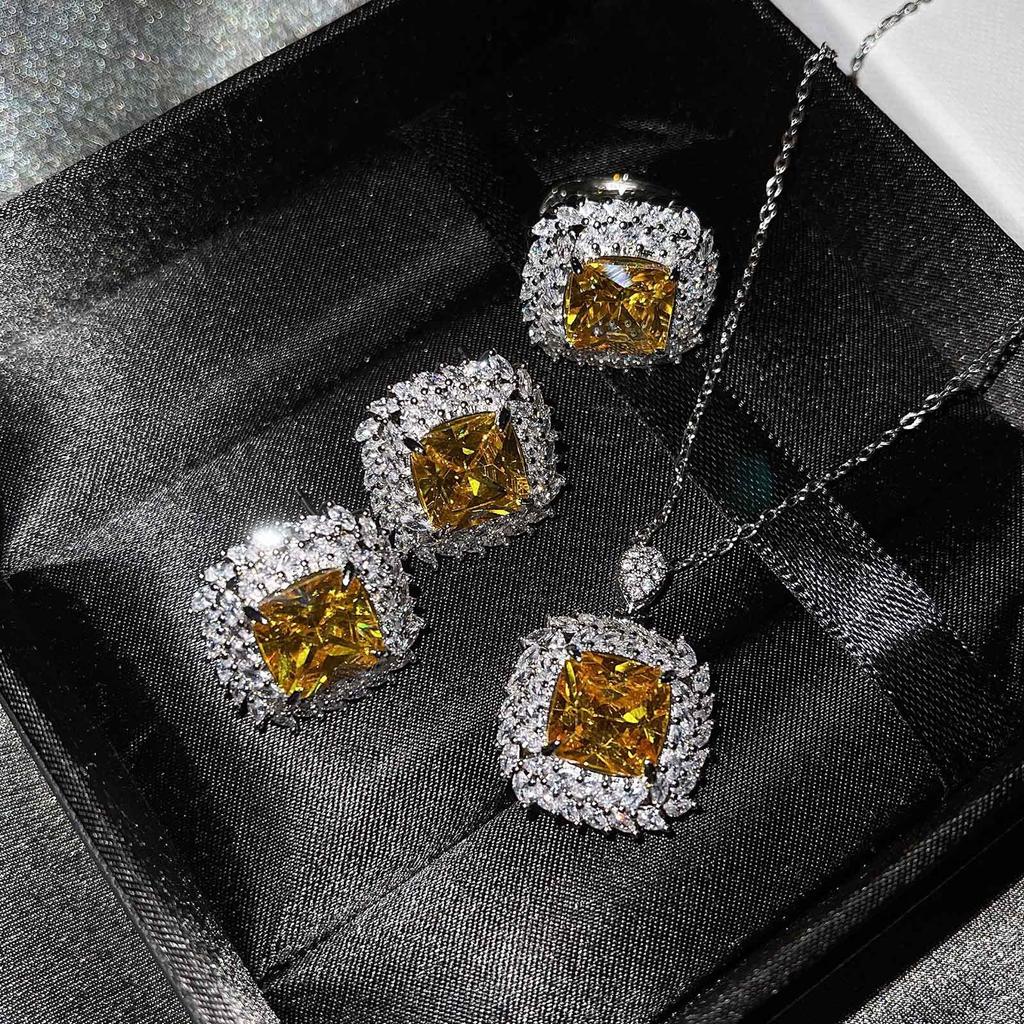 Luxury Colored Treasure Set, Inlaid With Ascher Yellow Diamonds, Topa Blue, Argyle Pink Ring, Stud Earrings, Pendant For Women