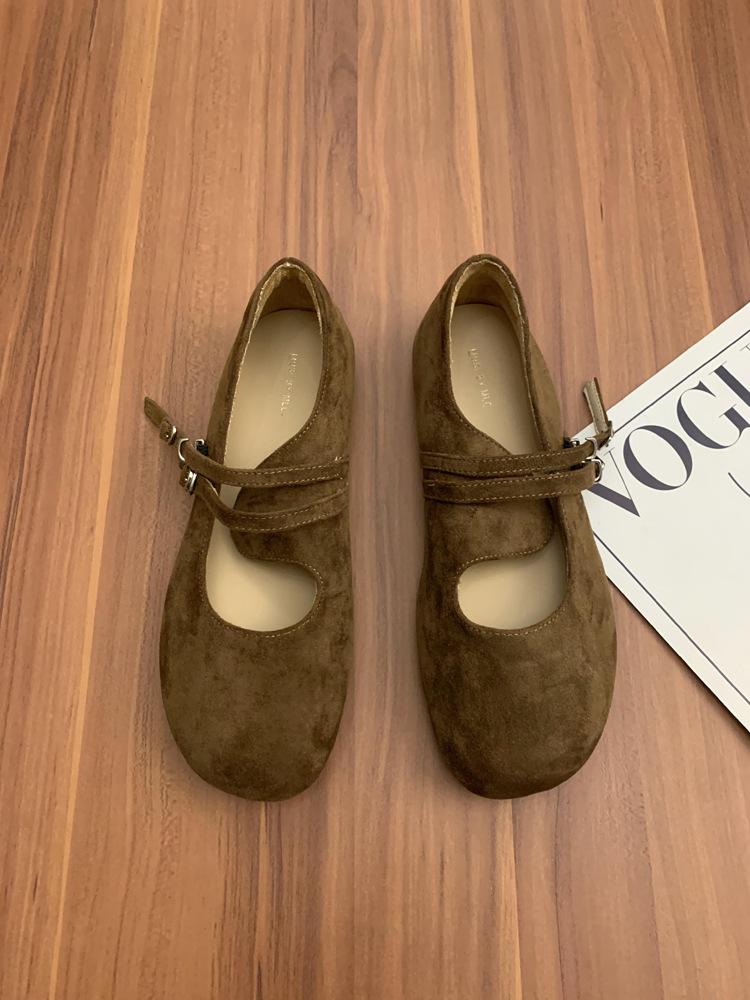 Retro Mori literary and artistic style frosted leather Mary Jane shoes one-word buckle with shallow mouth round head flat-bottomed ballet single shoes