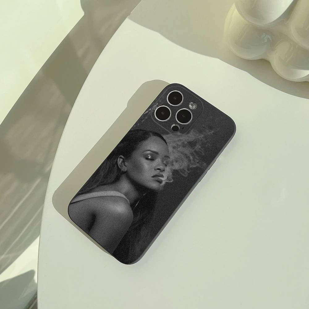 R-Rihanna-pop diva Phone Case For iPhone 17,16,15,14,13,12,11 Pro Max,16/15/14Plus,XS Soft Black Cover