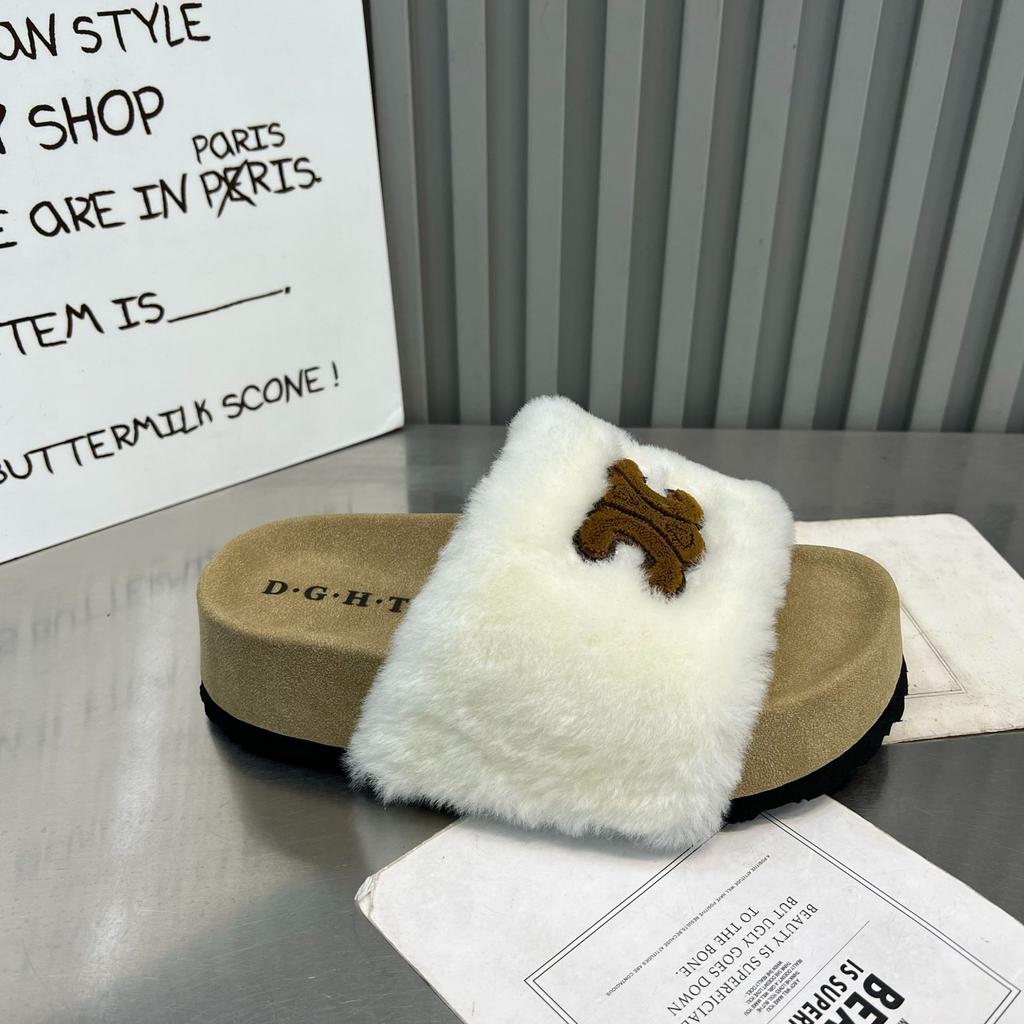 Premium sense fluffy slippers women's wear 2025 autumn and winter new Internet celebrity thick bottom one-word drag fluffy Birkencotton drag