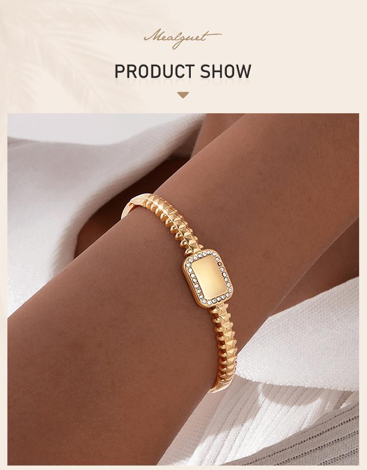 Kostenloses personalisiertes Initialen-Armband für Damen, Armreif, Personalisiertes Namens-Zirkonia-Armband, Edelstahl Liebe Freundschaft Schmuck