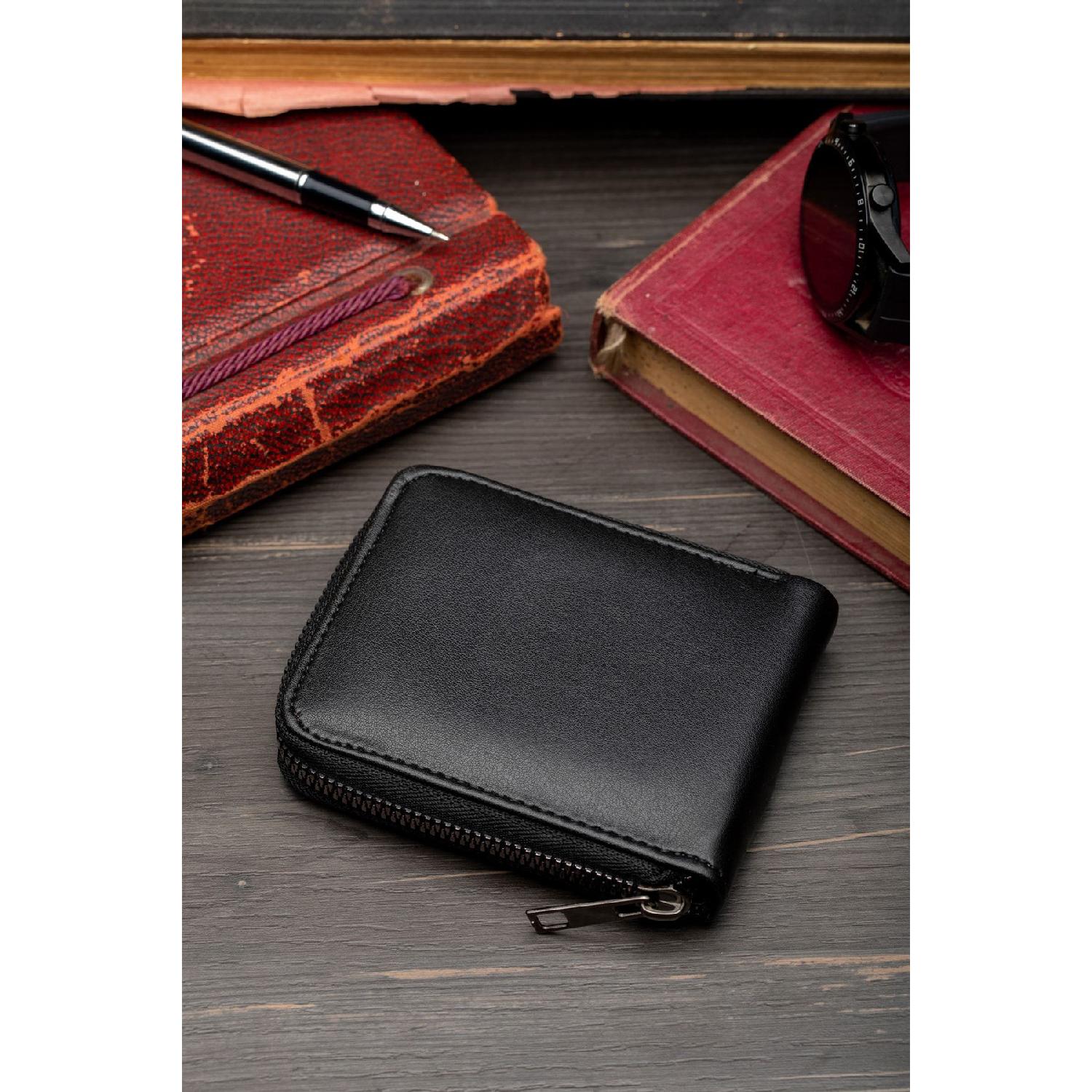 

Кожаный кошелек черного цвета на молнии унисекс Standart чёрный