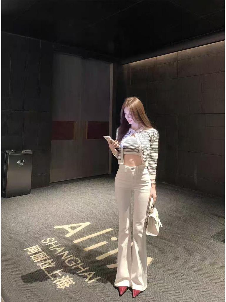 Fansi Yu 2025 Autumn/Winter European Style High-Waist Micro-Flare Stretch Denim Jeans for Women