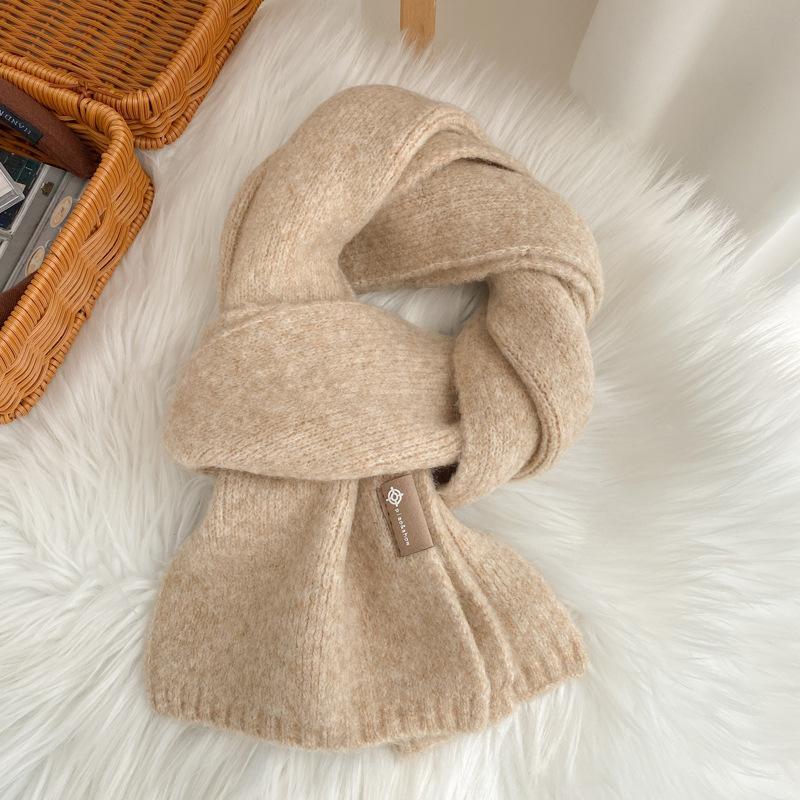 Age-reducing green wool knitted wool small scarf versatile student short women's winter scarf couple men
