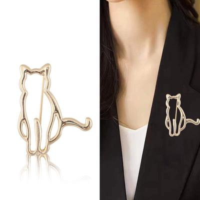 Nová módní brož pro kočky s hladkým povrchem Creative Gold Color Alloy Animal Pin Univerzální doplňky pro ženy