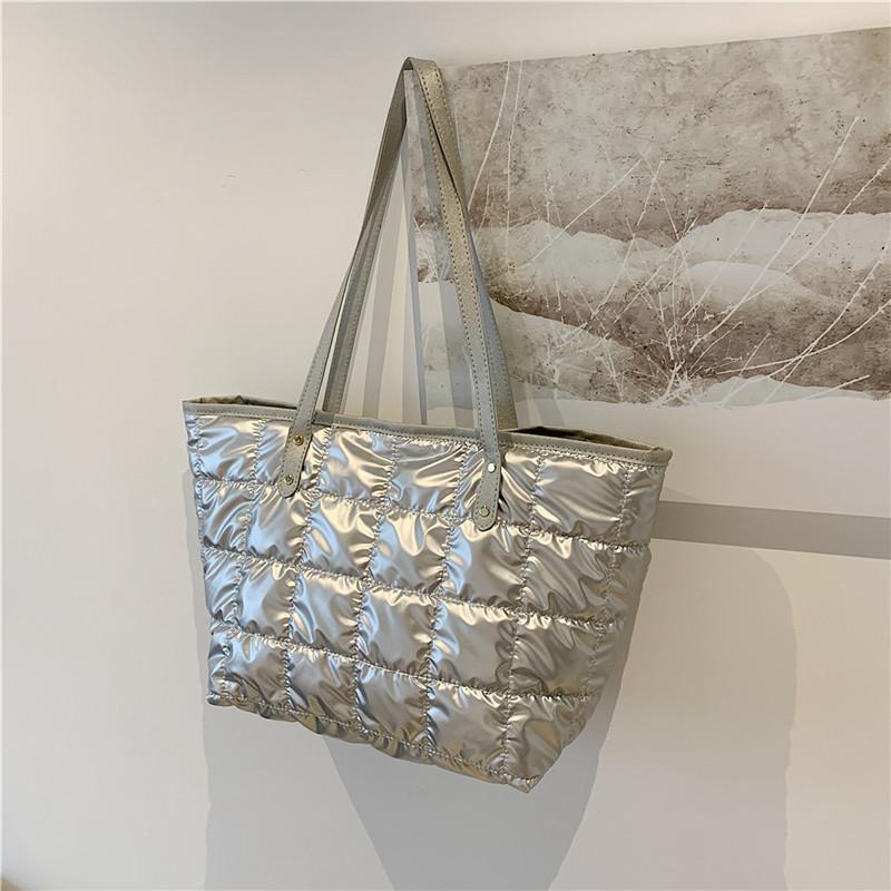 

Elegant Champagne Gold Casual Tote Bag For Women Perfect For Everyday Outfits Silver