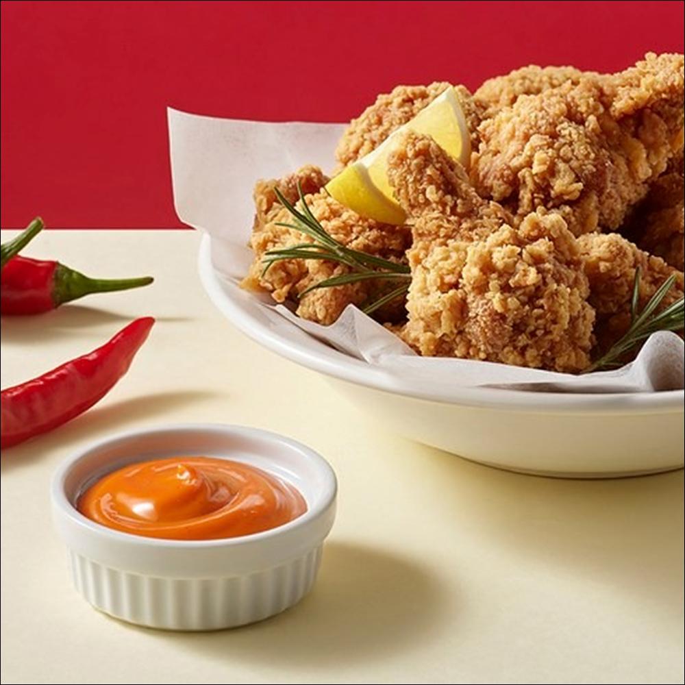 Samyang Buldak Mayo Sauce (Creamy & Spicy Mayonnaise) 250g