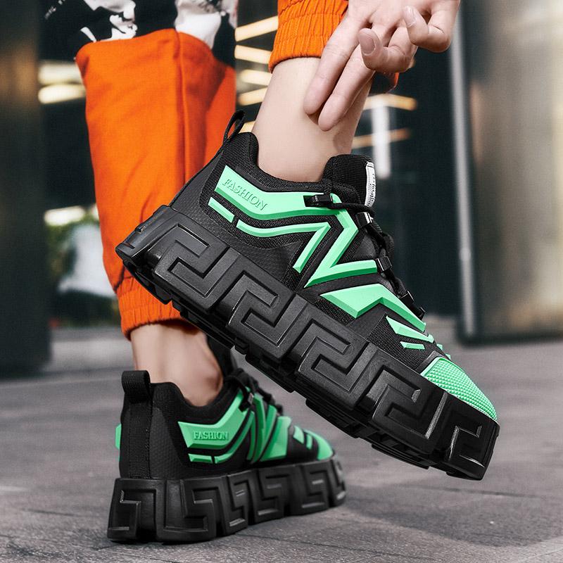 Non-slip rubber soled board shoes men style personality men's shoes outdoor sports casual shoes students low top fashion shoes