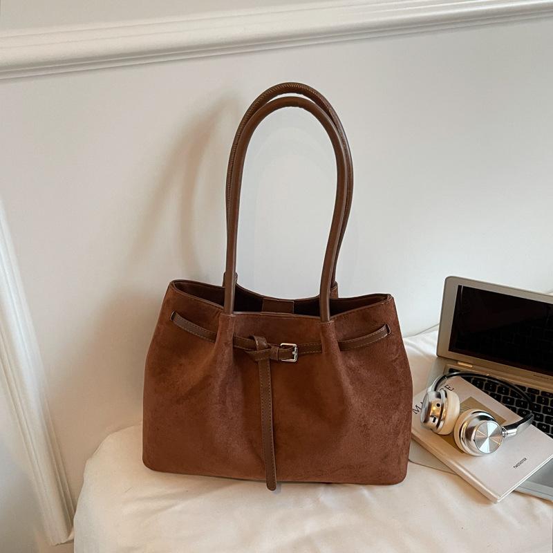 Retro Bag Women's Large Capacity 2025 New Autumn and Winter Versatile Shoulder Underarm Bag Casual Work Commuter Tote Bag