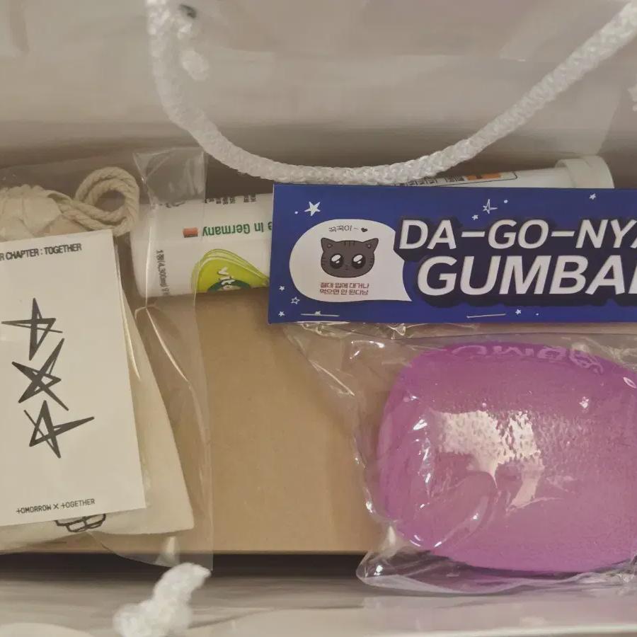 

Tomorrow X Together Txt Studio Ёкчогён Сет Мубанг Musicbank Кобэнг Фока Кобэнг Полар