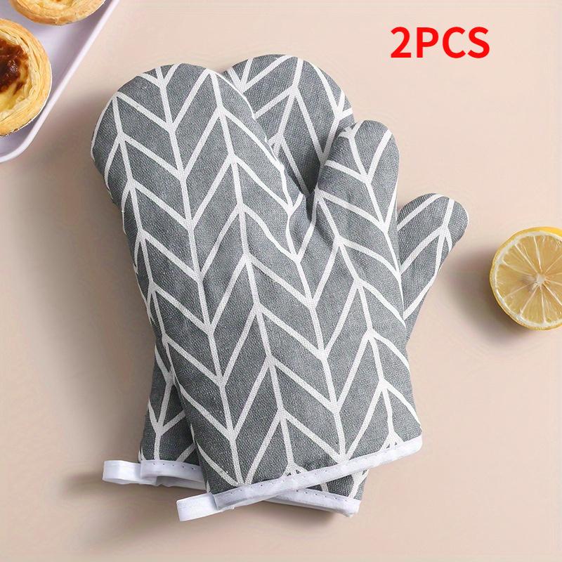 

2pcs Geometric Heat Resistant Oven Mitts 356°F Baking Gloves with Elastic Cuffs Gray & White Pattern for Cookies Roasting Pans
