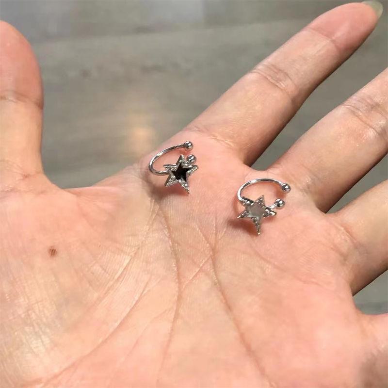 Elegant Diamond Star Ear Cuffs - Black & White Five-Point Design for Women