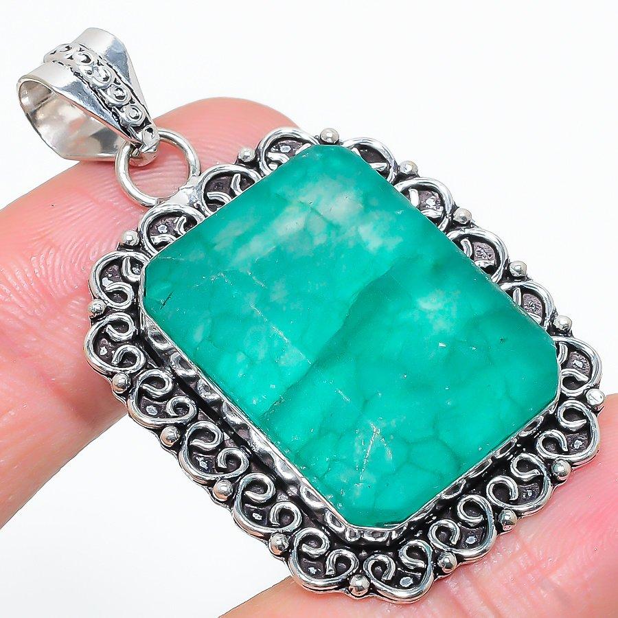 

Emerald(Simulated) Gemstone Handmade Ethnic Jewelry Pendant 2.01 VR-1973