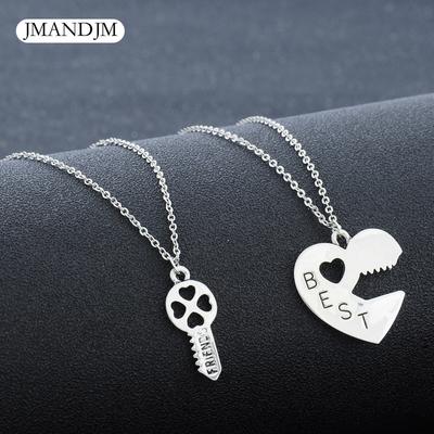 Decoration of Versatile Peach Heart Key Best Friends Niche Design Necklace Pair