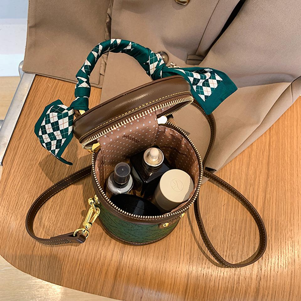 Fashion PU Leather Mini Bear Cylinder Handbag Women'S Crossbody Bucket Bag Women Zipper Shoulder Bag Scarf Decor