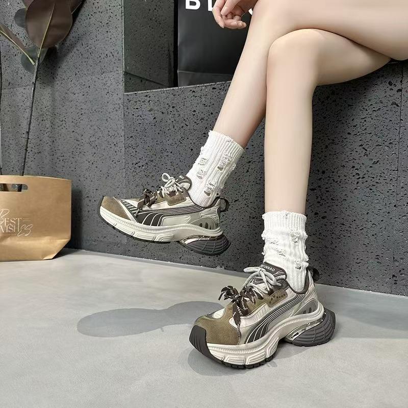 Women’s European Style Chunky Sneakers, Fall/Winter 2025: Casual, Comfortable, Height-Boosting