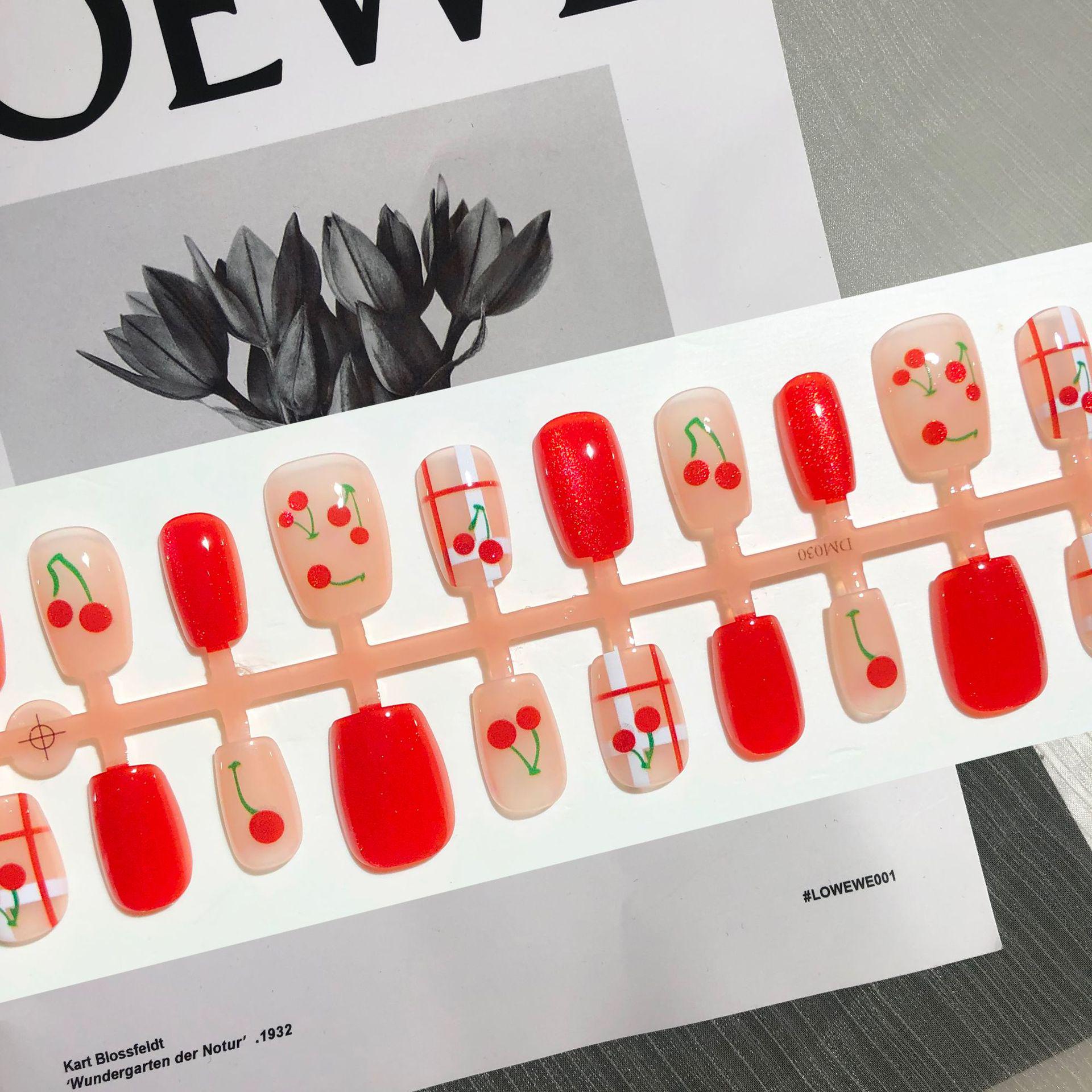 

Cherry Red Cat Eye Press-On Nails with Crystal Stone & Glitter - Short, Pre-Made Nail Tips