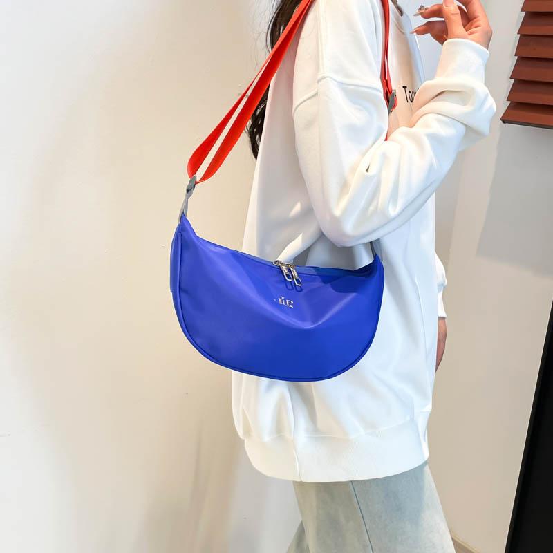 Lässige Nylon Hobo Umhängetasche für Damen Designer Schultertaschen Grün Kleine Kapazität Tote Lady Reise Shopper Tasche Damen Geldbörsen 2025