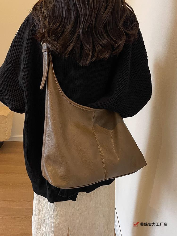 Korean Version Niche Retro Soft Leather Lazy Style Underarm Bag Women's New Trendy High-end Large-capacity Shoulder Bag