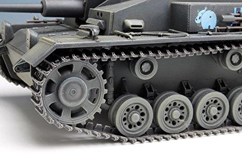 PLATZ Girls & Panzer the Movie: Sturmgeschutz III Ausf. F Hippo Team 1/35 Scale Plastic Model Kit GP-27