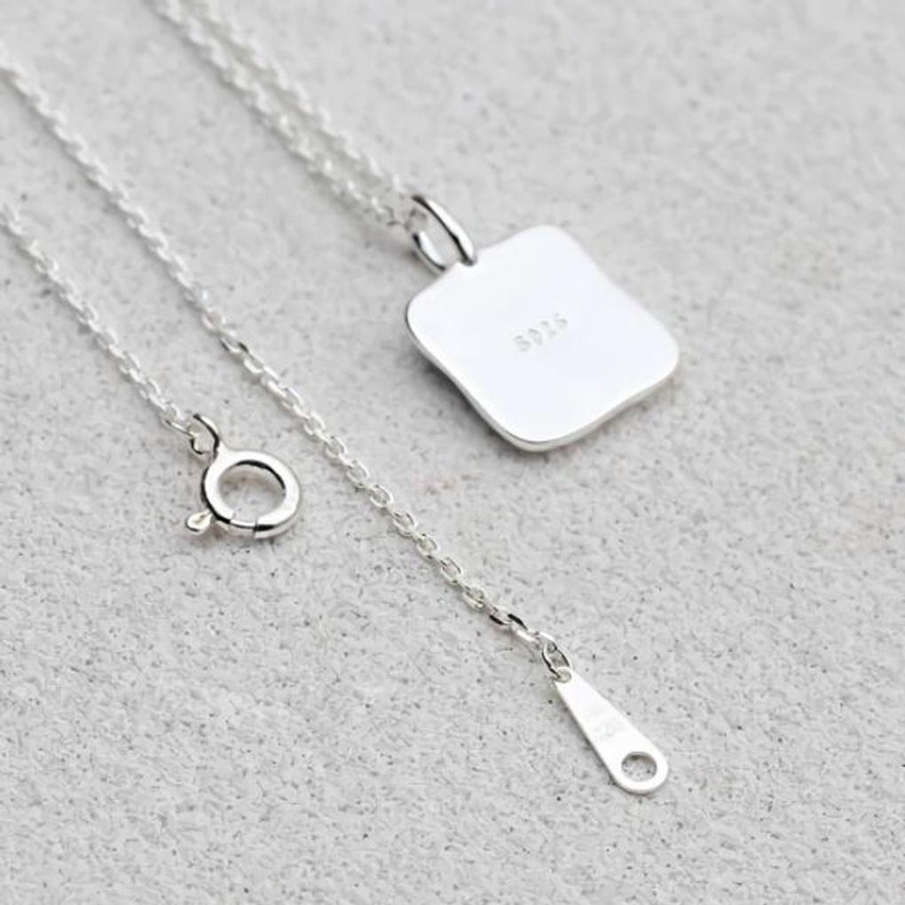 Women's Accessories Black Epoxy Square Heart Necklace