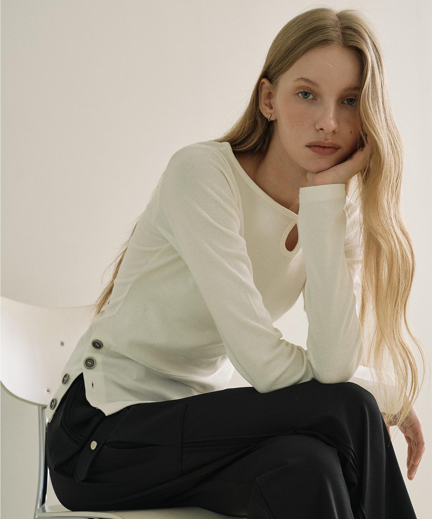 Marje Side Button Hole T-Shirt White