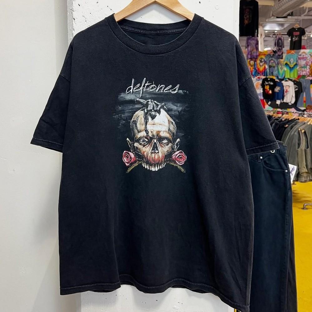 Y2K Deftones Skull Roses Rock Band Black T-Shirt Size S-5XL Reprint Unisex T-Shirt XL