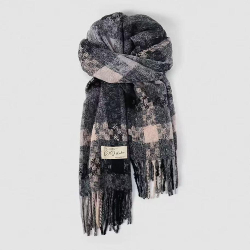 Black And White Plaid Printed Scarf Women'S Autumn And Winter Polyester Fiber Scarf Fashionable And Versatile Warm Neck Shawl