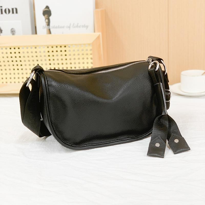 New first-layer cowhide single shoulder messenger soft leather small bag women's shell bag fashionable and casual versatile commute