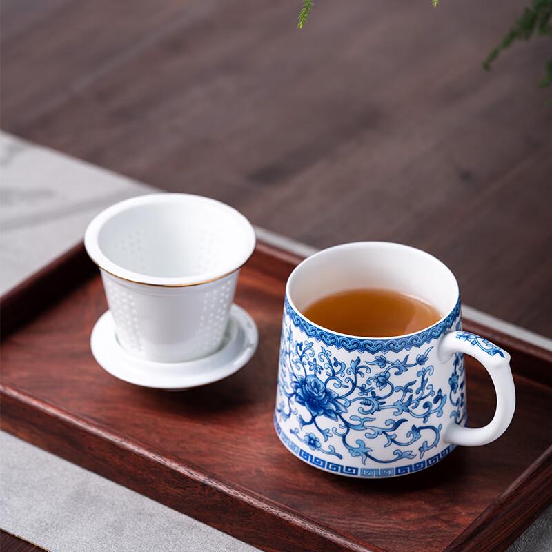 Blue and White Ceramic Tea Infuser Mug