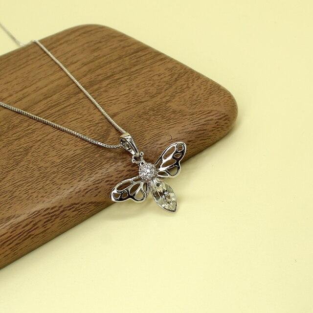 Creative Lovely Bee Crystal Pendant Necklaces Sweater Chain For Women Girls Fashion Pop Cute Christmas Birthday Jewelry Gifts