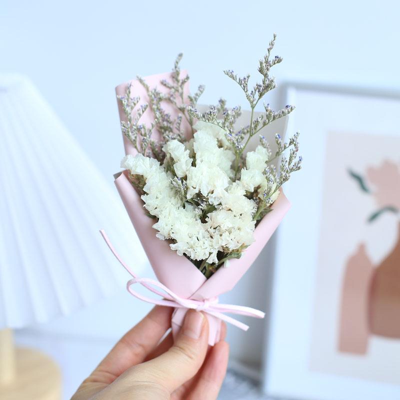 Mini Bouquet of Preserved Dried Flowers: Baby's Breath & Roses - Ideal for Parties, Festivals, Birthday Gifts, and Decorations