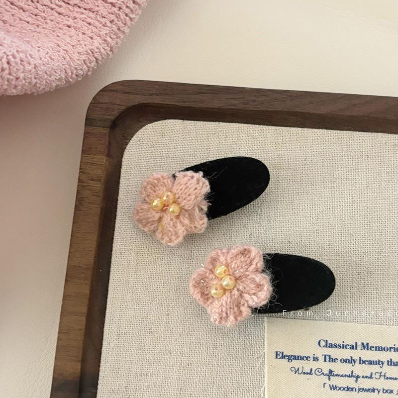 

Spring Cherry Blossom Woolen Flower Hair Clip for Women - Cute Velvet Hairpin Accessory