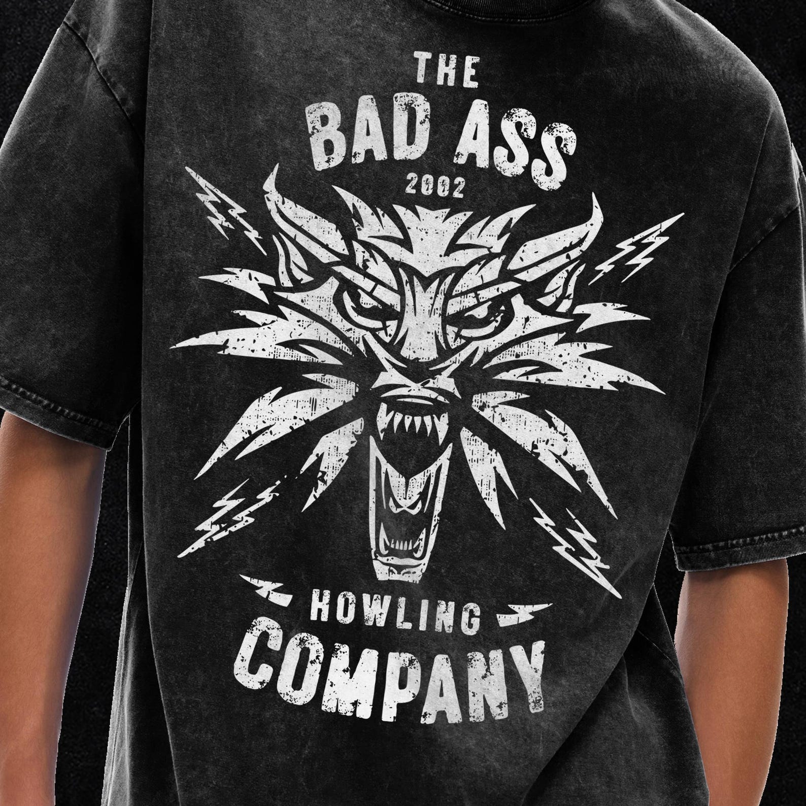 The Witcher Wild Hunt T-Shirt | The Witcher Howling Company Shirt, Fantasy Gamer Gift, Acid Wash Oversize T-Shirt, Grunge & Goth Streetwear, 4XL