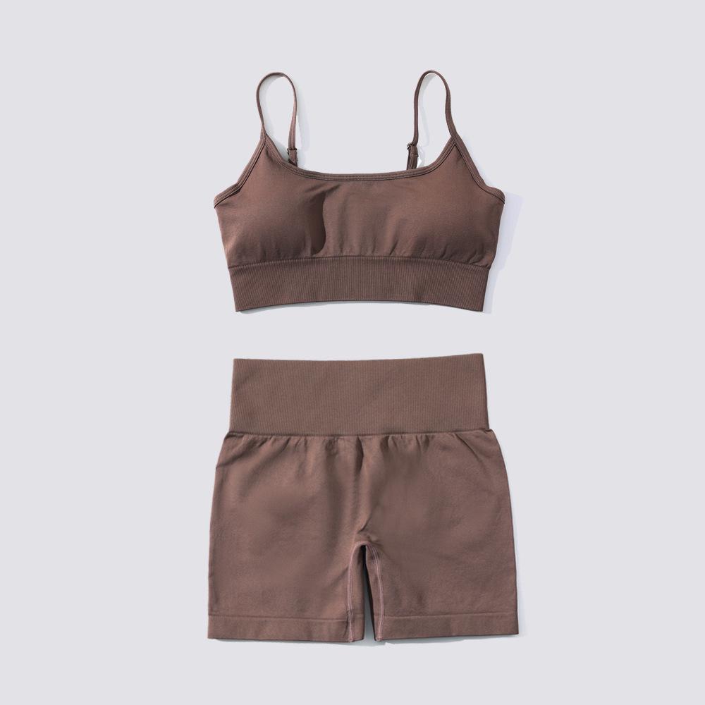 European & American Seamless Yoga Two-Piece: Sexy Women's Fitness Short Set