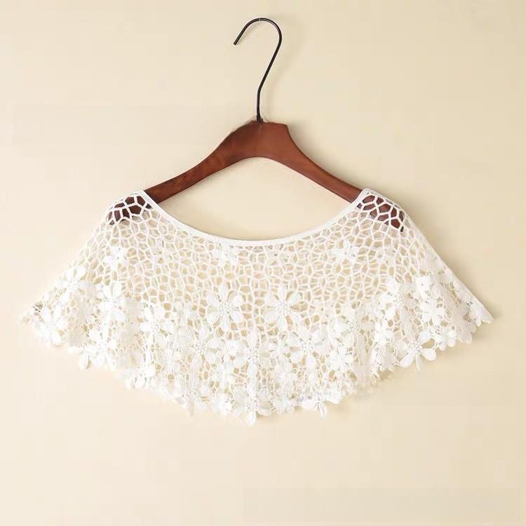 Baumwoll-Strickweste mit Blumenmuster für Damen mit Sommer-Eleganz und dekorativem Stil