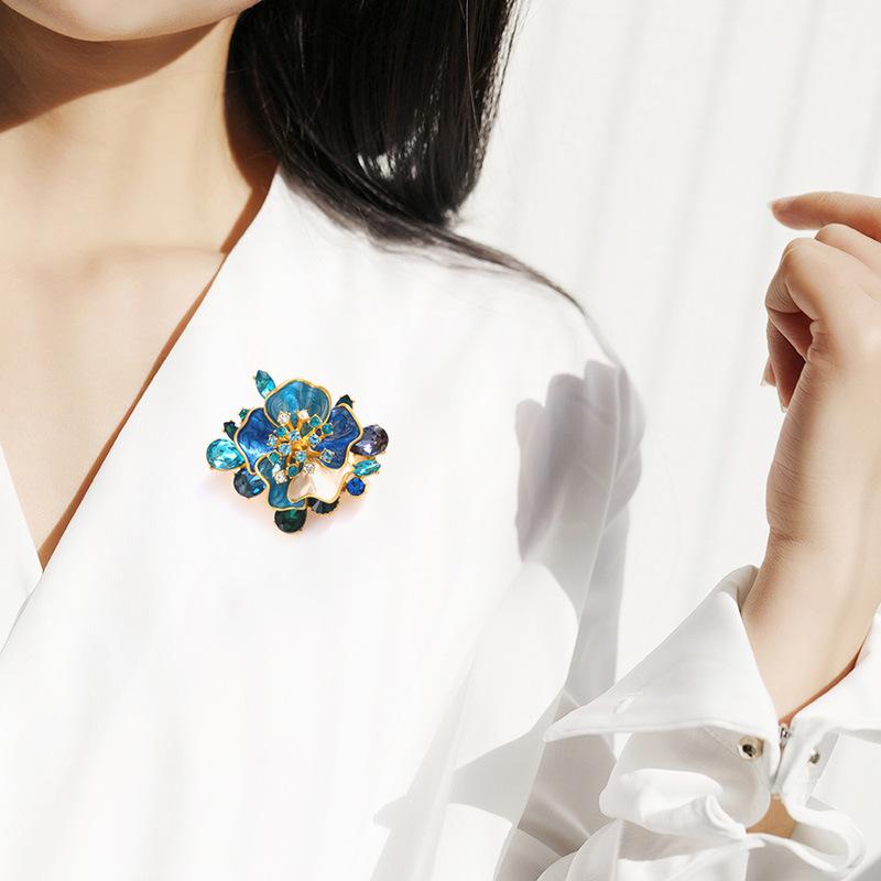 Senior Brooches Flower Leaf Brooch Pins for Women Suit Pendant  Fashion Brooches Jewelry