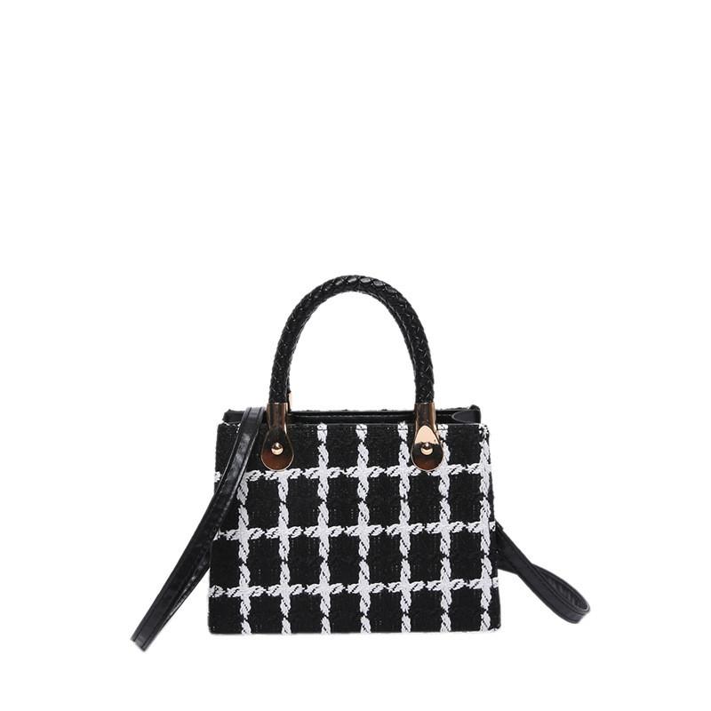 Small Square Bag For Women With Textured And Zipper Closure For Daily Use