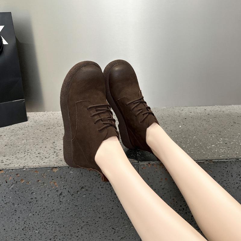 Leather retro short boots children autumn and winter 2025 new flat spring and autumn single boots casual small ankle boots Chelsea boots