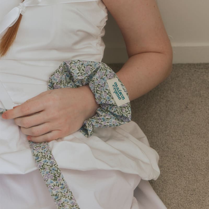 maison creme Floral Scrunch Blue Bouquet